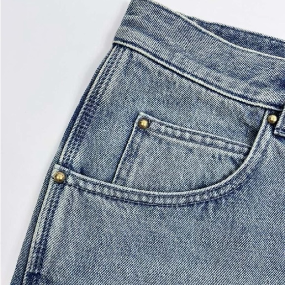 Louis Vuitton Denim Carpenter Shorts - Picture 5 of 7